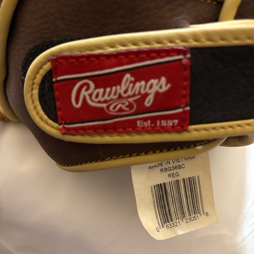 Rawlings Brown and Tan Baseball Glove - Picture 4 of 6